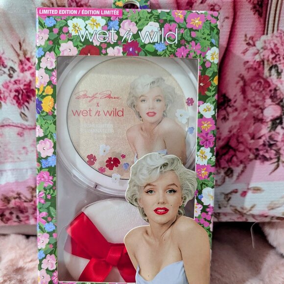 Wet & Wild Marilyn Monroe Highlighter - Picture 1 of 3